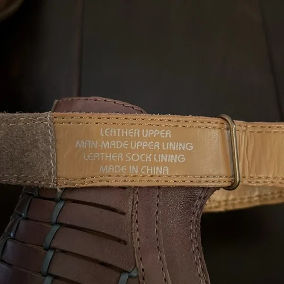 Earth women’s Libra heels - Picture 8 of 10